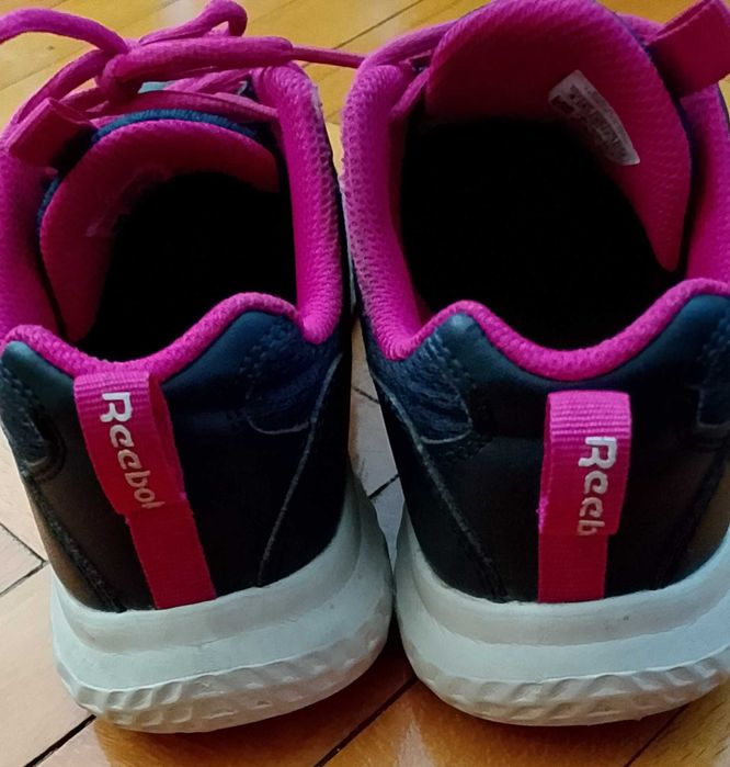 Маратонки за момиче