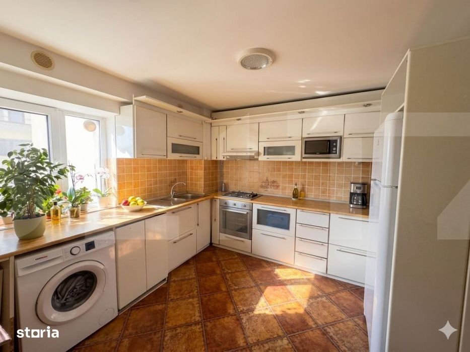Apartament 4 camere, 78 mp, lift, 2 balcoane – Stadion Municipal