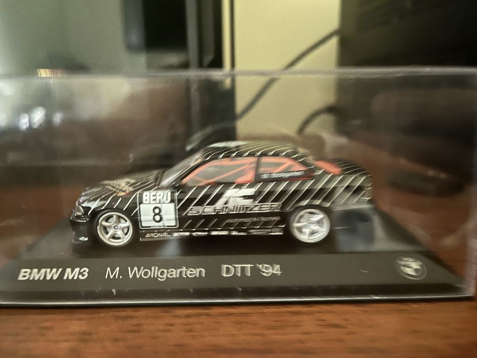 Продам модели 1:43