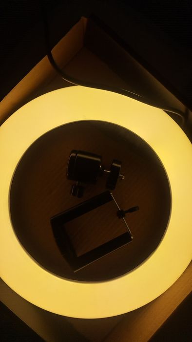 Кольцевая лампа маленькая