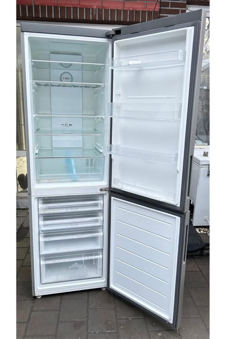 Холодильник Хайер в отличном состояние