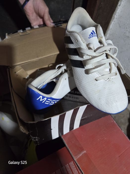 Детски бутонки Adidas