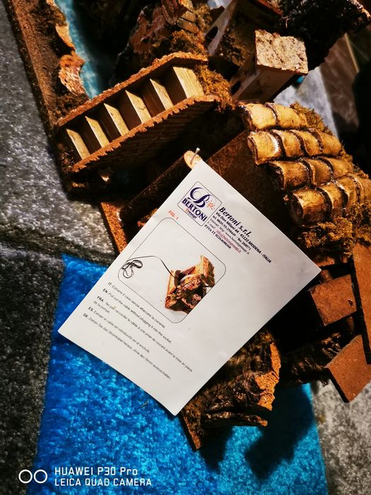 Căsuțe lemn prelucrate handmade