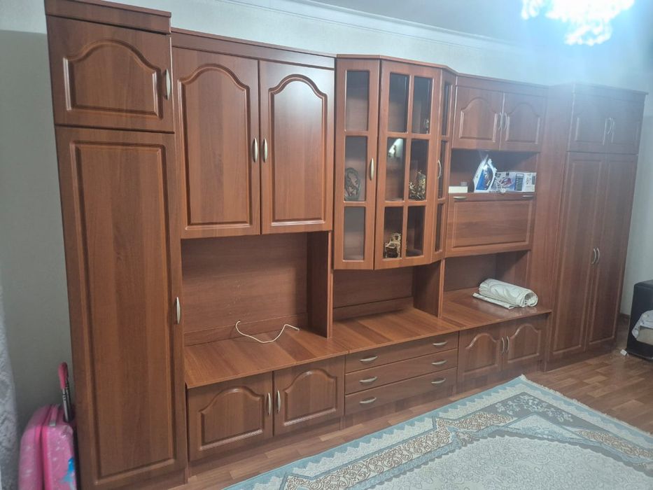Мебель, шкаф, тумбочки, стенка