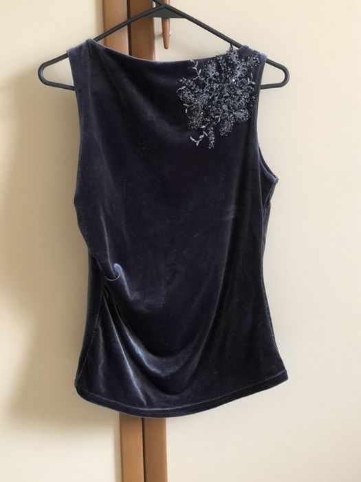 Все платья по 2000 тг