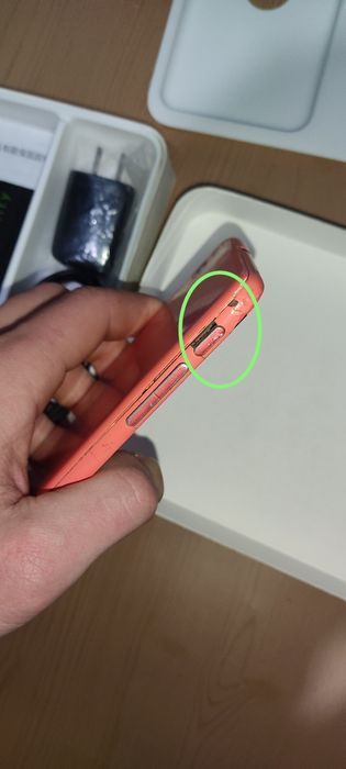 Продам телефон б/у рабочий