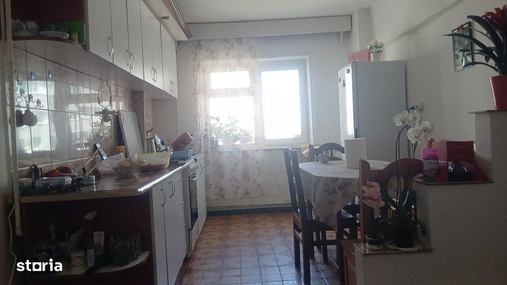 Apartament 2 camere 52 mp ~ etajul 5/8, zona centrala Zalau