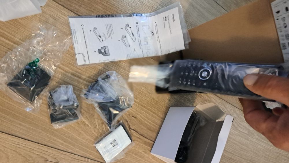 Telefon fără fir, Snom, Negru