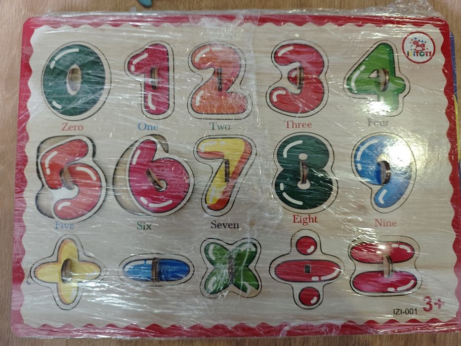 Продается деревянные пазлы