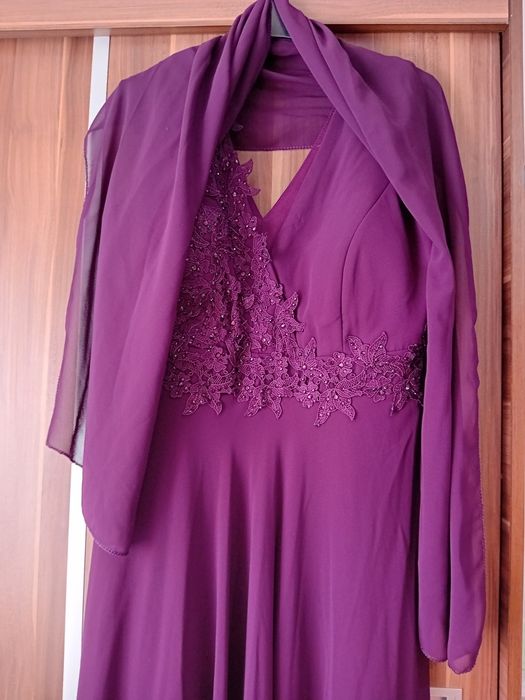 Vând rochie mărimea 46