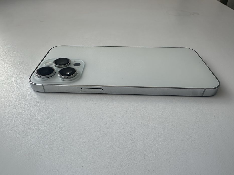 Продам Айфон 14 про макс / Iphone 14 pro max