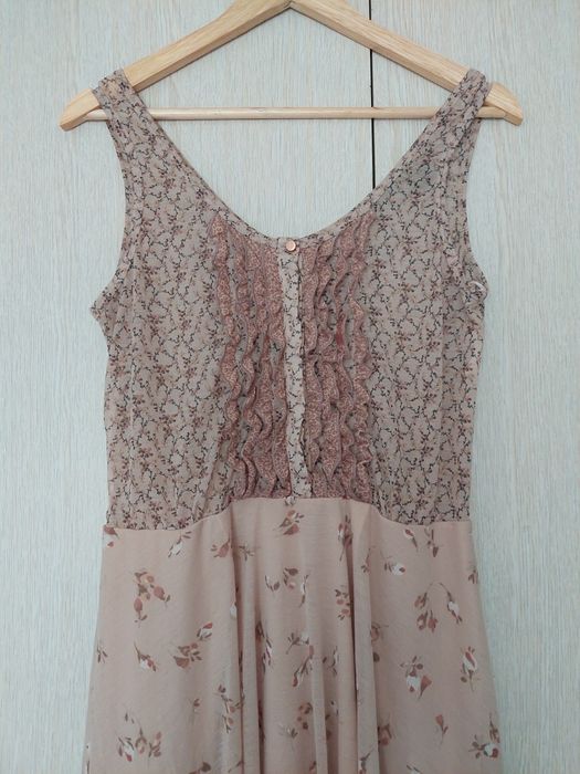 Rochie Mango florala roz pudrat cu volane marimea L