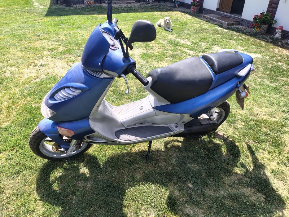 Scuter Aprilia MZ01 49cmc