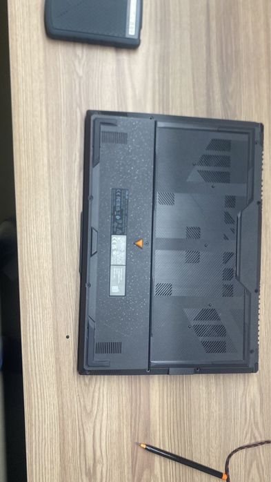 Продаётся мощный игровой ноутбук ASUS TUF Gaming в отличном состоянии.