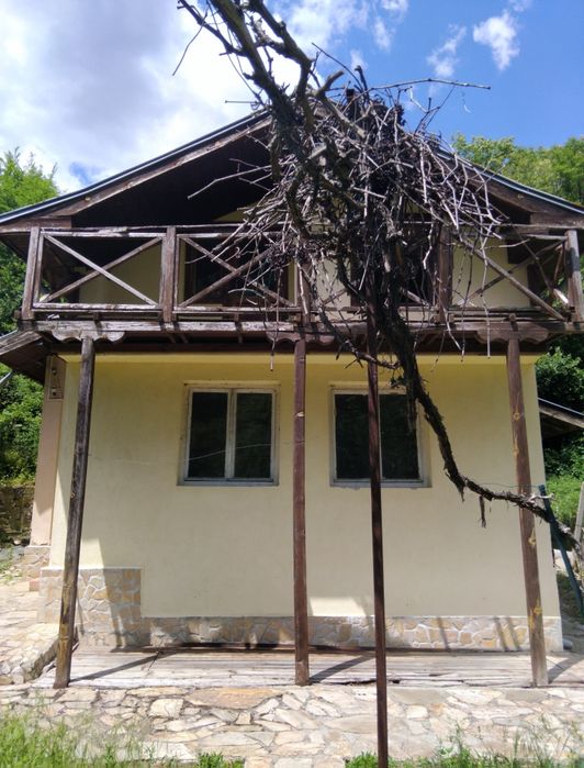 Продава къща в с.Пастра