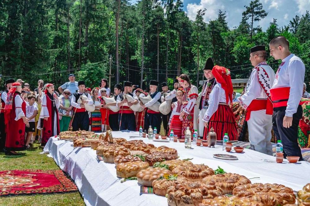 Гайди, тъпан, певица за вашия празник!