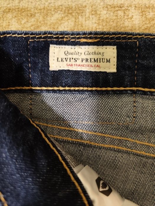 Мъжки нови дънки