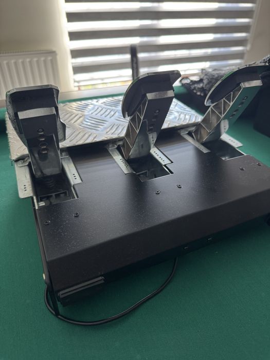 Thrustmaster  | F1 Wheel Add-on | Pedale T3PA PRO