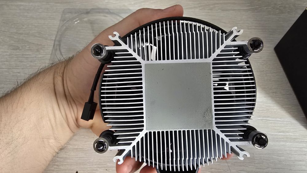 Продам кулер amd на m4