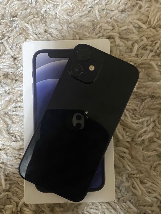 Продам 12 мини, с коробкой