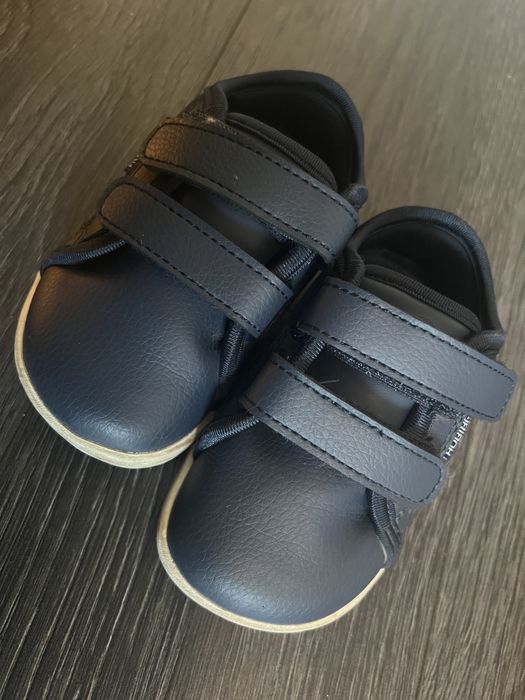 Боси обувки номера 20,21,23