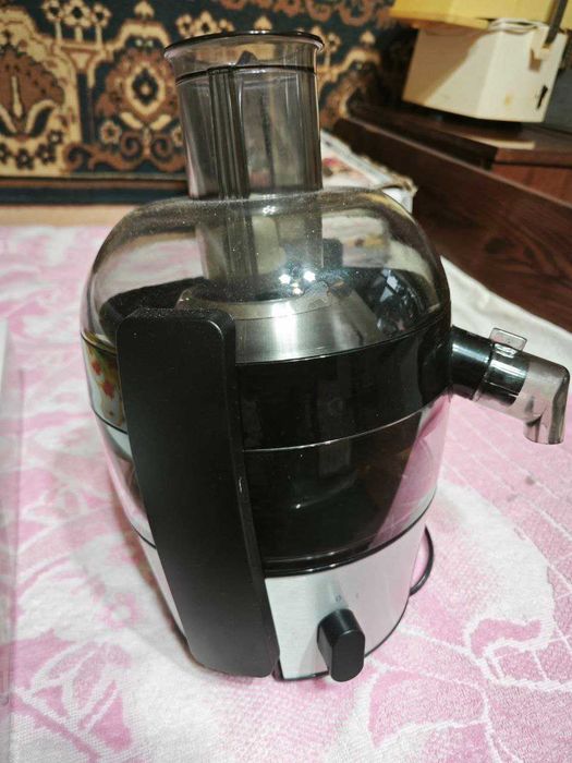 Продаю блендеры VITEK VT-8525 и VITEK VT-8516, соковыжималку Philips.