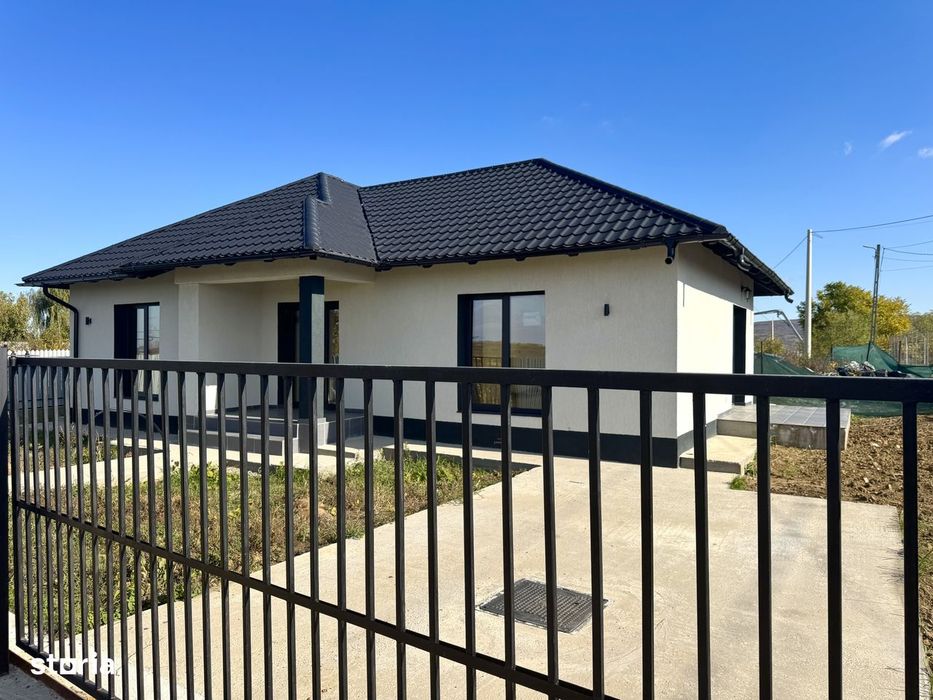 FINALIZATA! 700 mp teren! Casa 3 camere, Bucium-Visan-Barnova