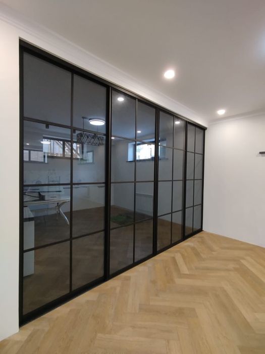 Окна.   двери.   витражы.   перегародка сетка  стекло