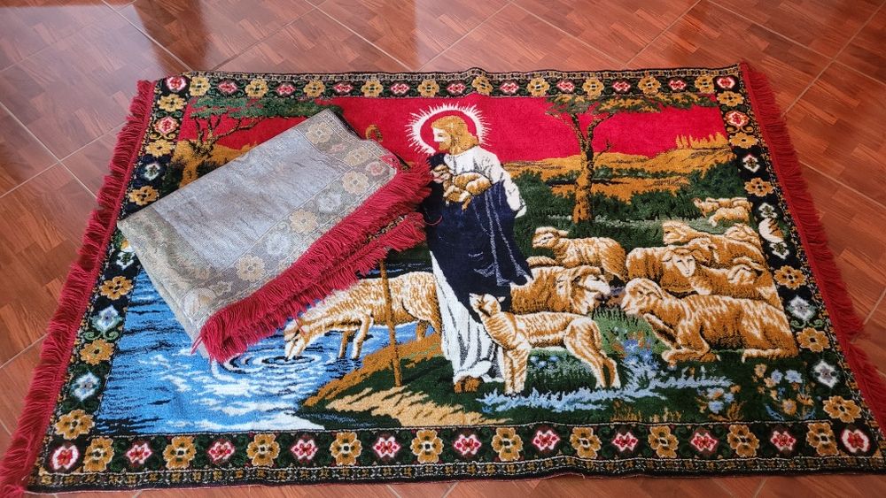 Carpeta tradiționala Isus cu oile