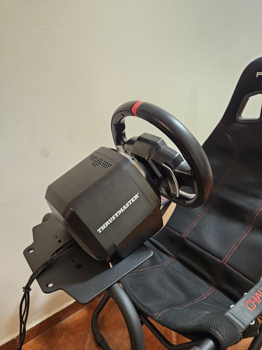 Волан Thrustmaster T248 + Стол Playseat Challenge