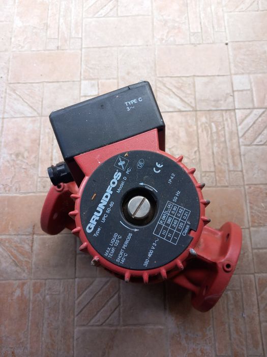 Помпа за парно Grundfos UPC 50-60