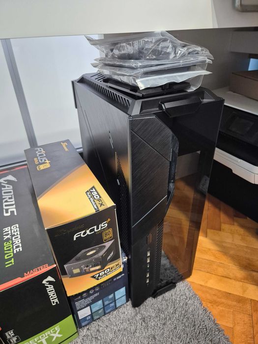 Vand carcasa Asus ROG Z11