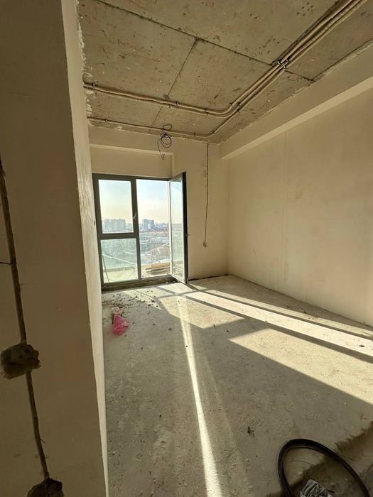 Mirabad Avenue Продается 2 комнатная квартира коробка ул.Кунаева