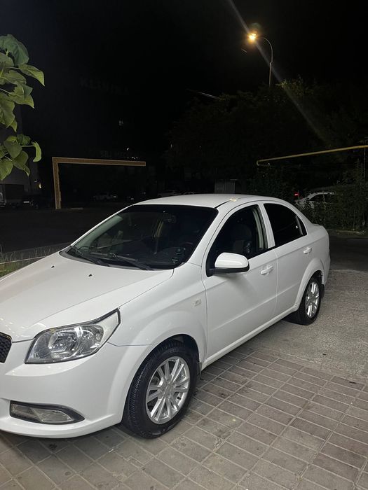 Nexia 3 sotiladi holati yaxshi