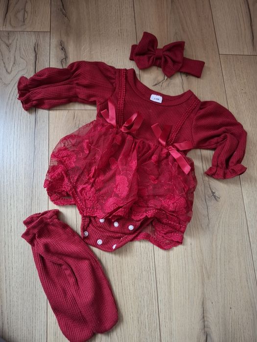 Продавам бебешки неща