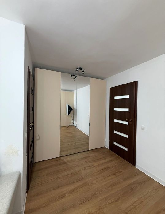 Inchiriat garsoniera sector 4