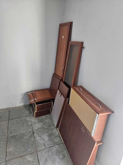 Продается стенка б/у в хорошем состоянии