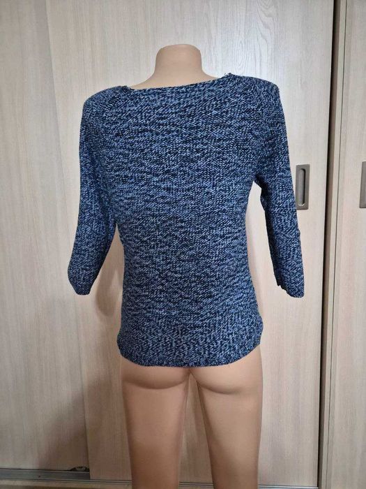 Джемпер женский. Размер М. БУ.