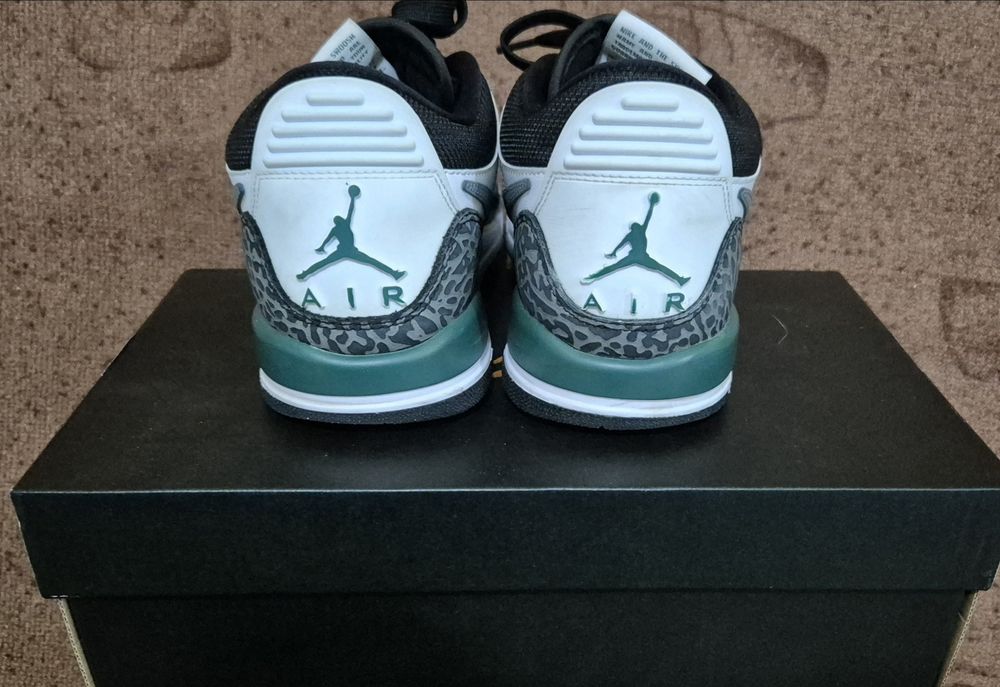 Pantofi Nike Air Jordan legacy 312