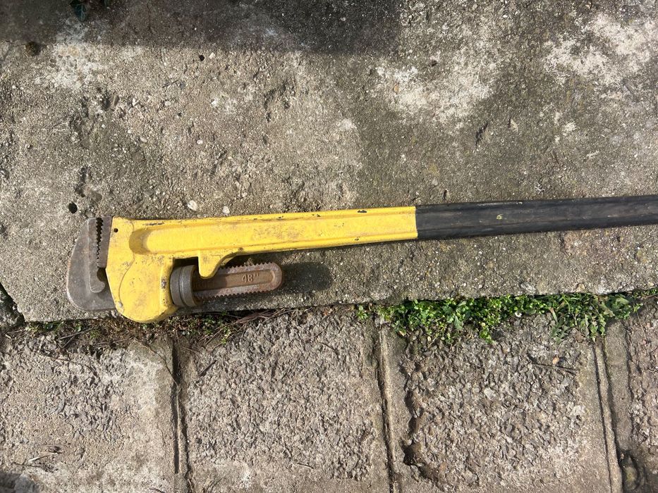 Тръбен ключ голям 48”