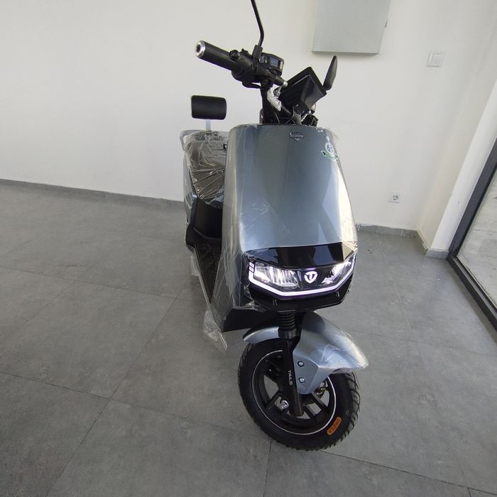 Електро скутер .