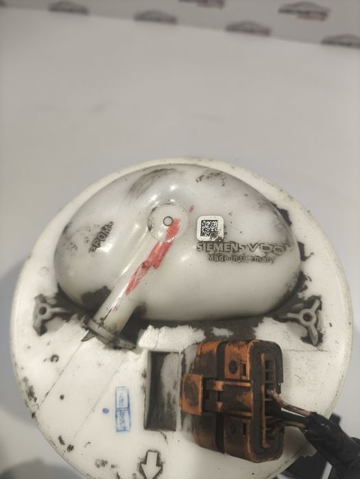 Бензинова помпа Suzuki SX4 1.6 бензин Siemens VDO