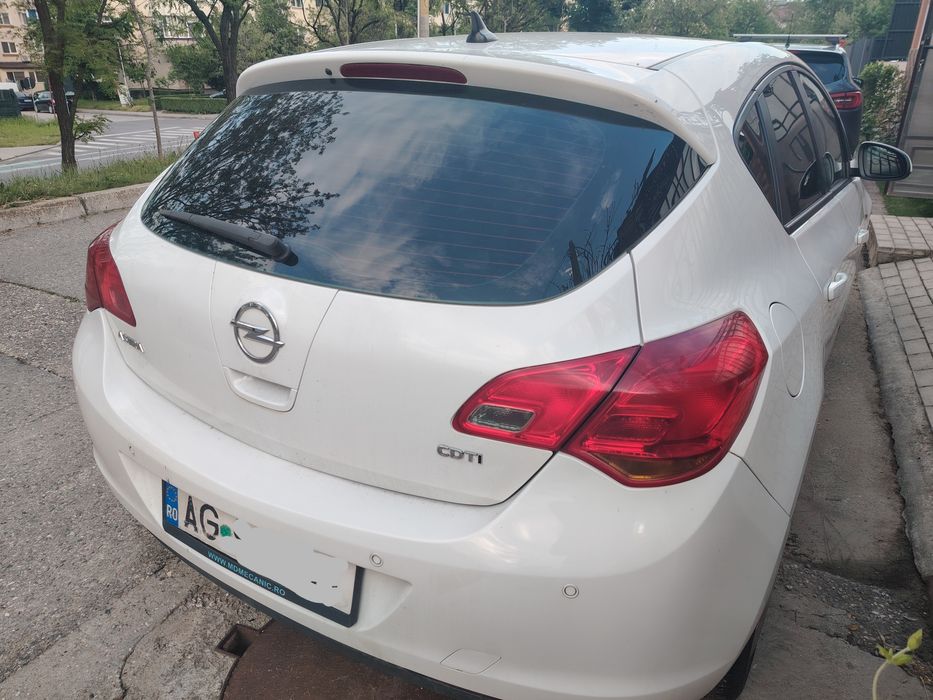 OPEL Astra 2010 — imagine 3