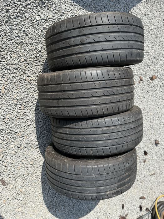 Vind anvelope Firestone aproape noi