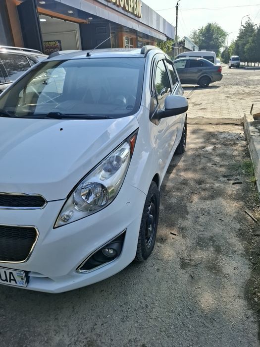 Chevrolet spark 2015