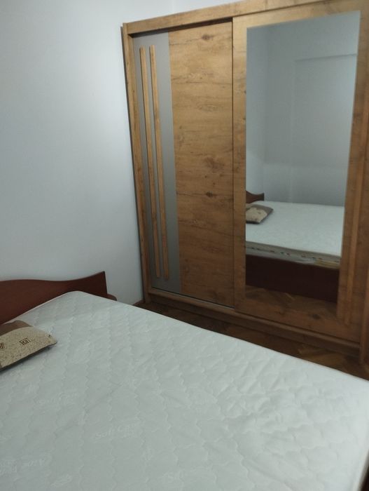 Închiriez apartament 2 camere
