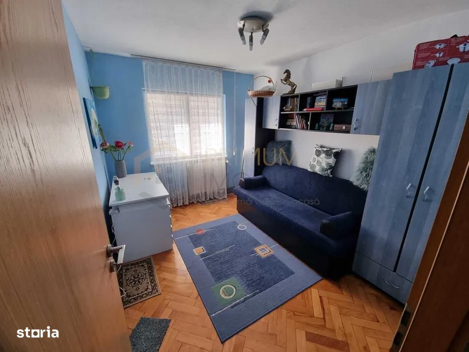 ARADULUI - ETAJ 3 - BLOC IZOLAT - 3 camere - decomandat - centrala pro