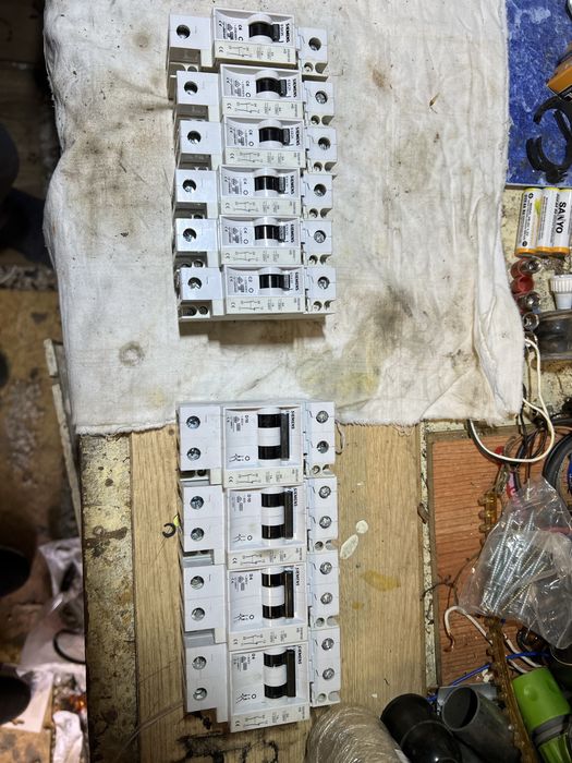 Автоматични прекъсвачи siemens