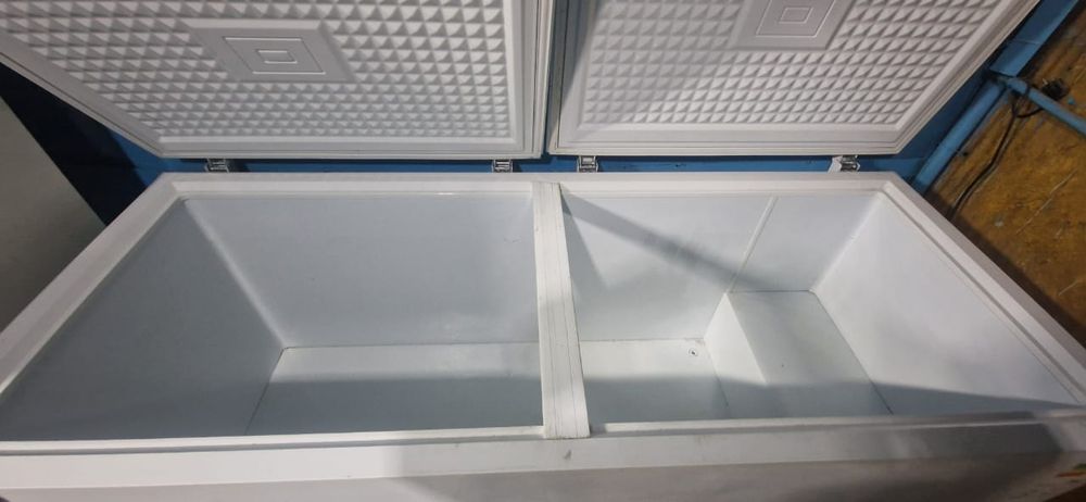 Холодильник XINGX 701л