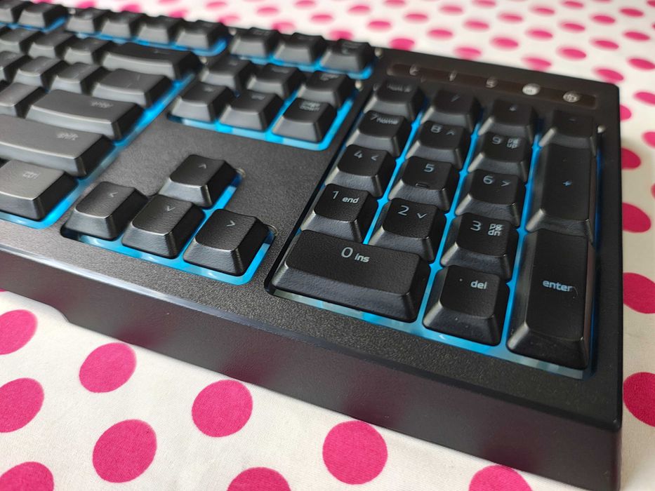 Tastatura Gaming Razer Ornata Chroma RGB.